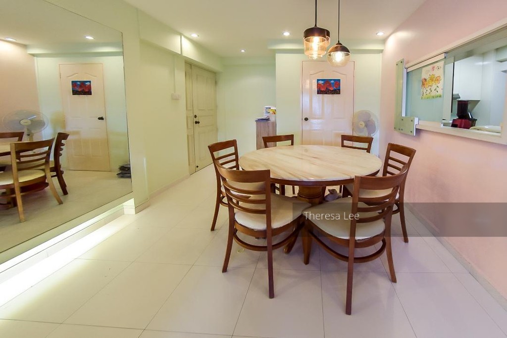 Bukit Batok Street 24 thumbnail photo